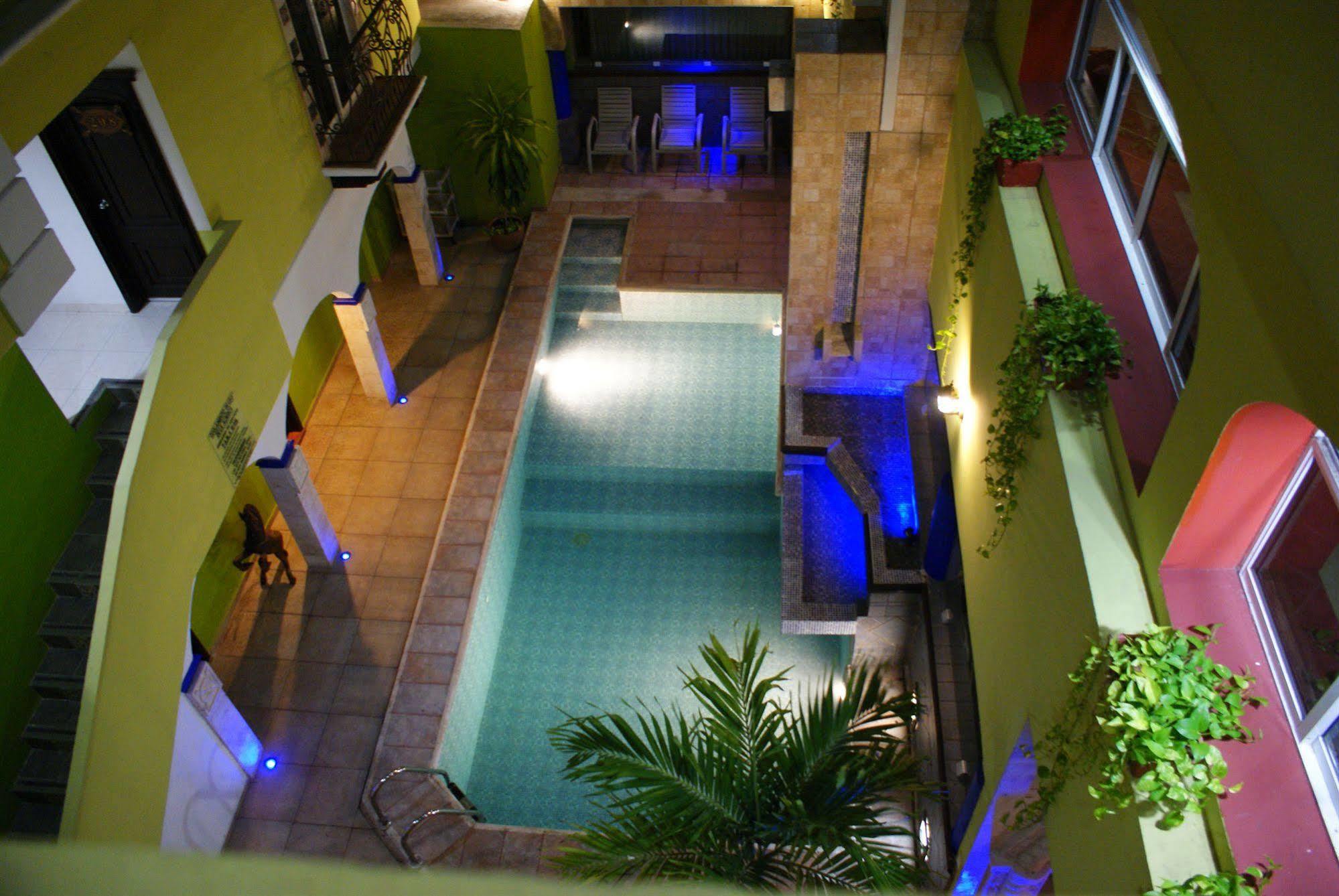Suites Flamboyanes Mérida Exteriér fotografie